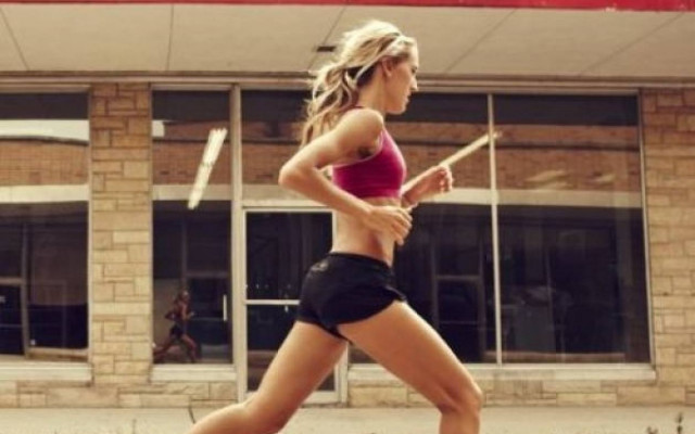 5 λόγοι που πρέπει να βάλεις τις γόβες σου στην...άκρη