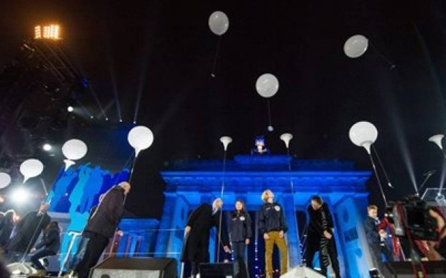 Telegraph: Τα 25 χρόνια από την πτώση του Τείχους