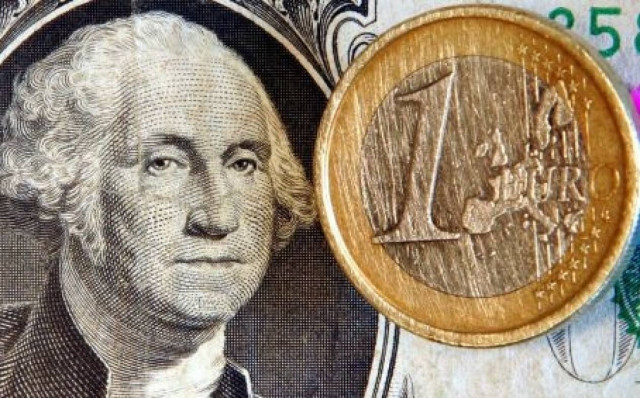 Στα 1,2486 η ενδεικτική ισοτιμία ευρώ/δολαρίου