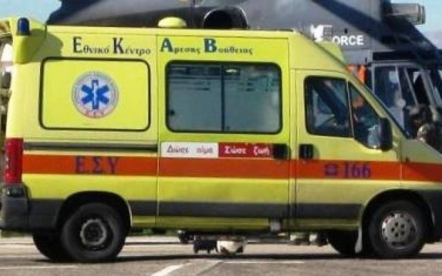 Άντρας κατέληξε έξω από νοσοκομείο