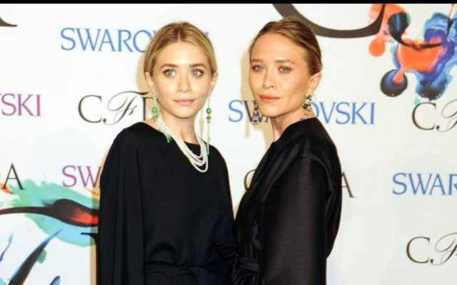 Πείραξε το πρόσωπό της και έγινε χαμός στο twitter