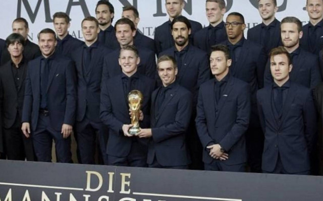 Η πρεμιέρα των παγκόσμιων πρωταθλητών