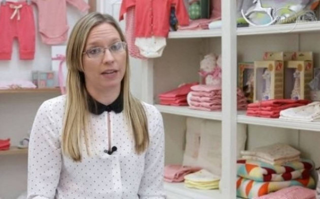 Η μαμά που πλήρωσε 50.000 δολάρια για να αποκτήσει κορίτσι