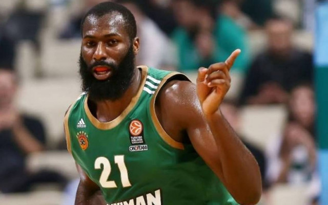 Παναθηναϊκός: Θλάση ο Ράιτ, δεν πάει στη Βαρκελώνη