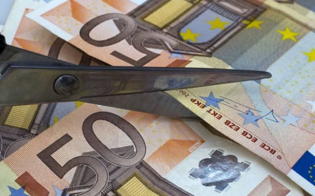 «Ψαλίδι» 10% για 1 εκατομμύριο συνταξιούχους