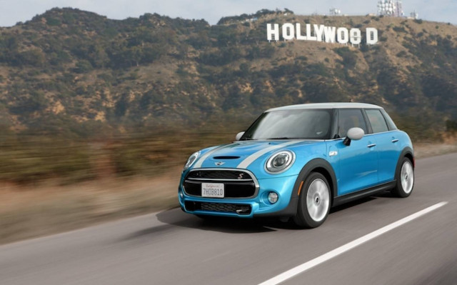 ΜΙΝΙ: Στο Σαλόνι Αυτοκινήτου του Los Angeles 2014