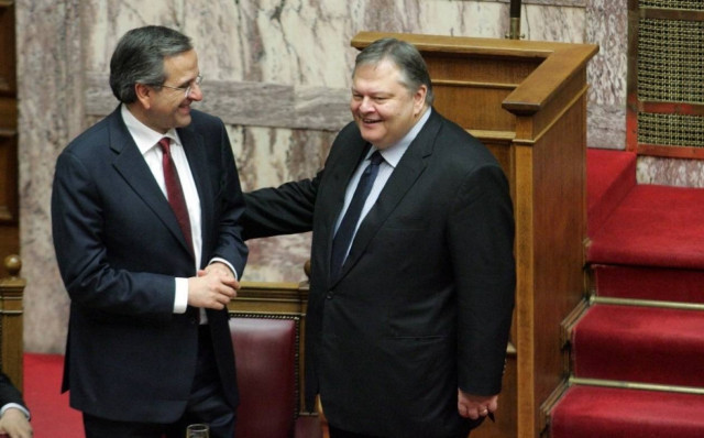 Αντώνη, Βαγγέλη, μην σας κρατάμε…