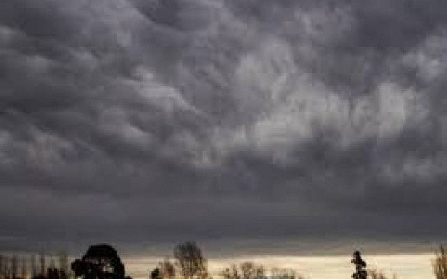 Άστατος καιρός με βροχές και καταιγίδες για το Σάββατο 15/11