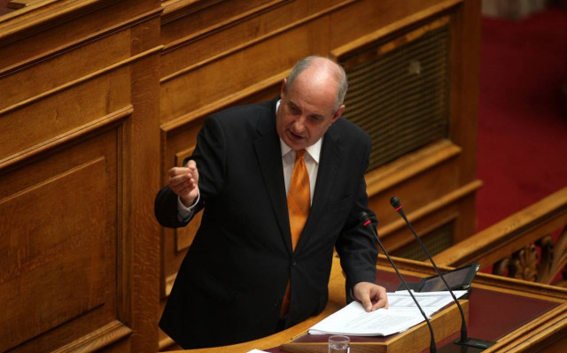 Κουίκ: Δεν αποδεχόμαστε πραξικοπήματα της τρόικας στη Βουλή