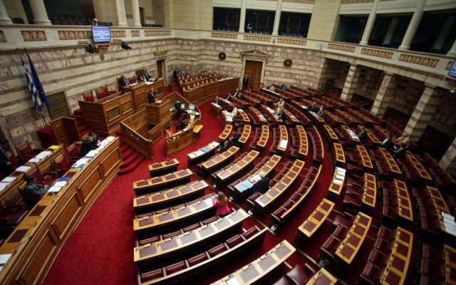 Δείτε LIVE: Η κρίσιμη ψηφοφορία για την εξαίρεση του ΕΝΦΙΑ