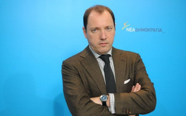 Σοκ στην κυβέρνηση με την παραίτηση του Ανδρέα Ψυχάρη