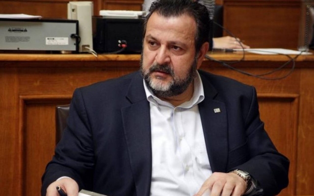 Dep. labour minister presents action for poverty in Crete