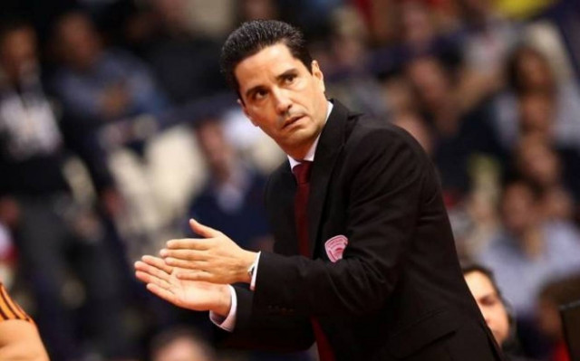 Ολυμπιακός: Στο νοσοκομείο ο Σφαιρόπουλος