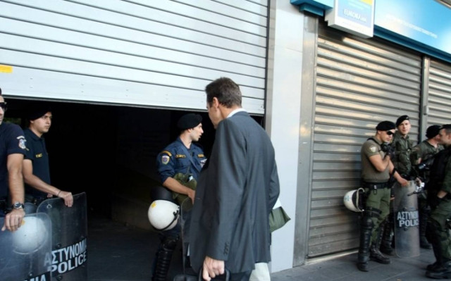 Τι ζητάει η τρόικα πριν επιστρέψει στην Αθήνα