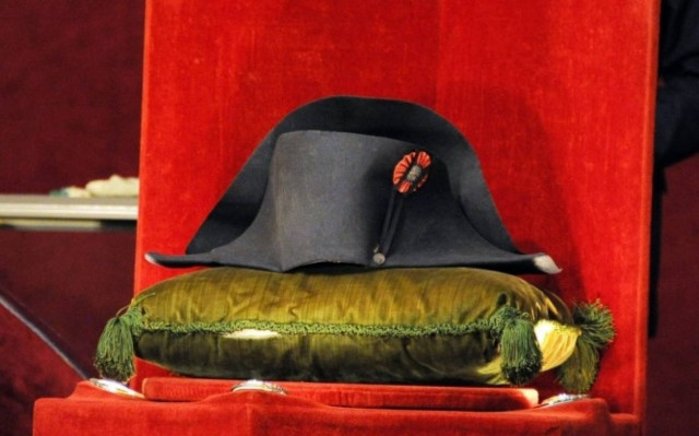 Δίκοχο του Ναπολέοντα πωλήθηκε προς 1.884.000 ευρώ