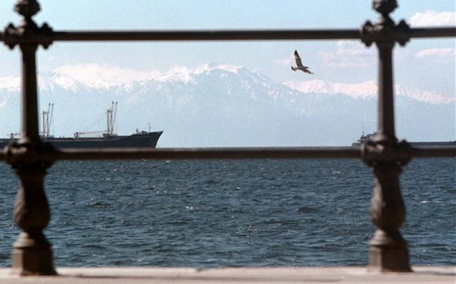 Νεκρός ανασύρθηκε 45χρονος από τα νερά του Θερμαϊκού