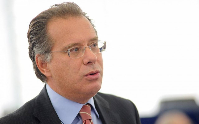 Κουμουτσάκος: Να ζητήσει συγγνώμη η Παπαγγελή