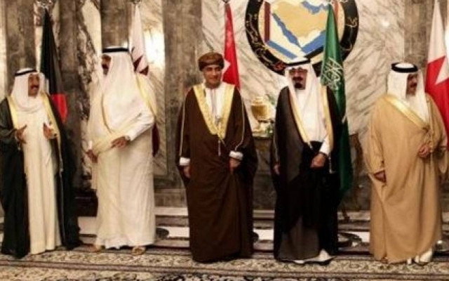 Η.Α.Ε.: Συμφιλίωση υπό τον κίνδυνο του Ισλαμικού Κράτους