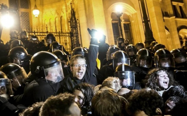 Ουγγαρία: Διαδηλώσεις εναντίον της κυβέρνησης Ορμπάν