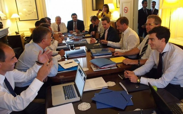 Bloomberg: Εκνευρισμένη η τρόικα με την Ελλάδα