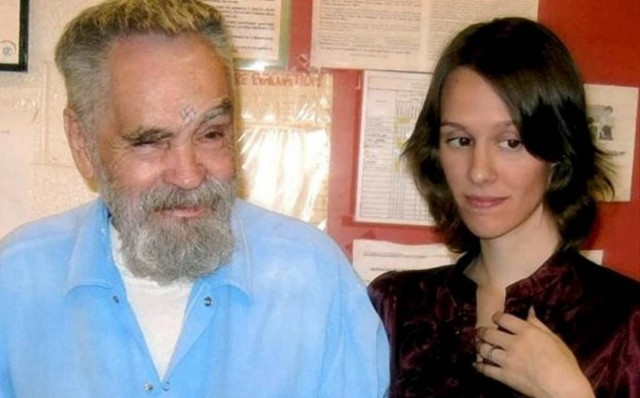 Παντρεύεται ο κατά συρροή δολοφόνος Τσαρλς Μάνσον