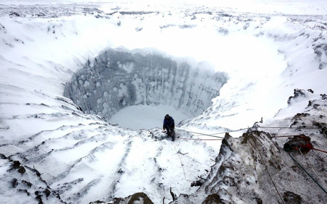 Αποστολή στο μυστηριώδη κρατήρα της Σιβηρίας