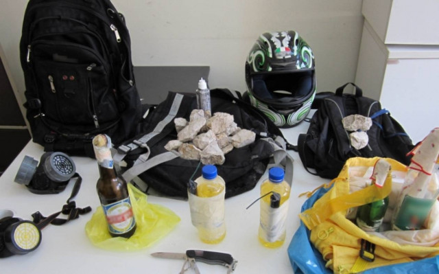 Η ΕΛ.ΑΣ. για τις συλλήψεις στην πορεία της Πάτρας (pics)