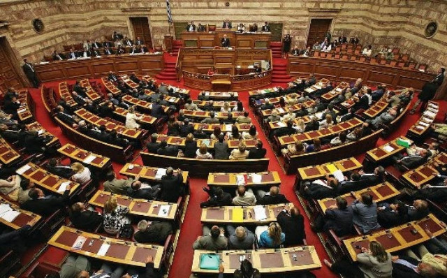 Ειδικό θεωρημένο αυτοκόλλητο σε κάθε τουριστικό κατάλυμα