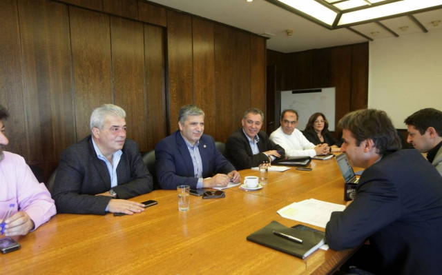 Η αξιολόγηση στο επίκεντρο της συνάντησης Μητσοτάκη-Πατούλη