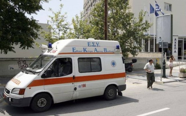 Στο νοσοκομείο τραυματίας από τους πυροβολισμούς στο ΑΠΘ