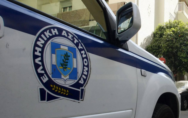 Άγριο ξύλο στο Ηράκλειο - Στο νοσοκομείο αστυνομικός