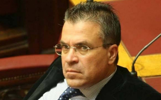 Ο Ντινόπουλος είναι ο… απενοχοποιημένος Άδωνις