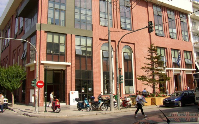 Σε δίκη παραπέμπεται δημόσιος υπάλληλος για υπεξαίρεση