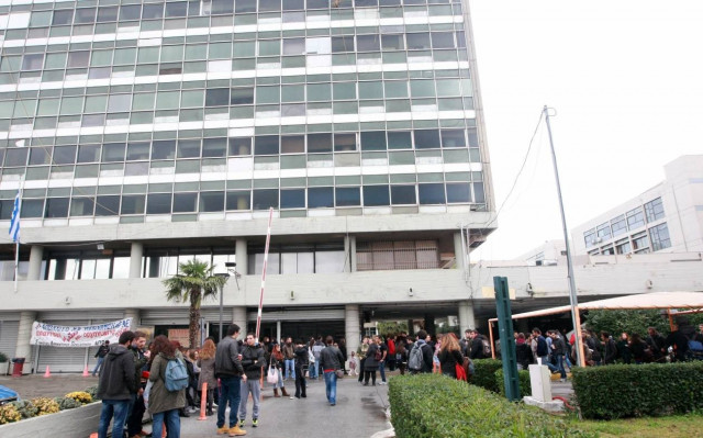 Kατάληψη στο κτήριο της Διοίκησης του ΑΠΘ
