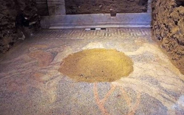 Amphipolis-architraves with female and male form