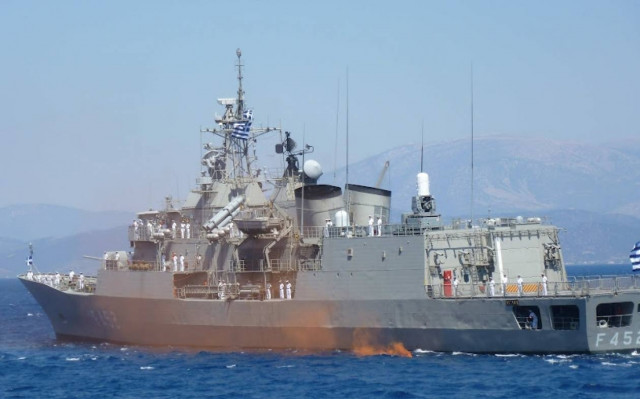 Οι ένοπλες δυνάμεις στην επιχείρηση διάσωσης μεταναστών