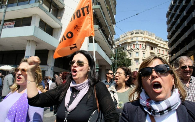 Πανελλαδική απεργία: Παραλύει η χώρα σήμερα Πέμπτη (27/11)