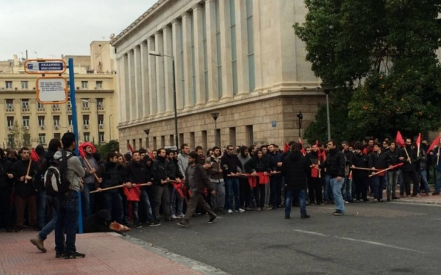 Πανεκπαιδευτικό συλλαλητήριο - Στην Πρυτανεία οι φοιτητές