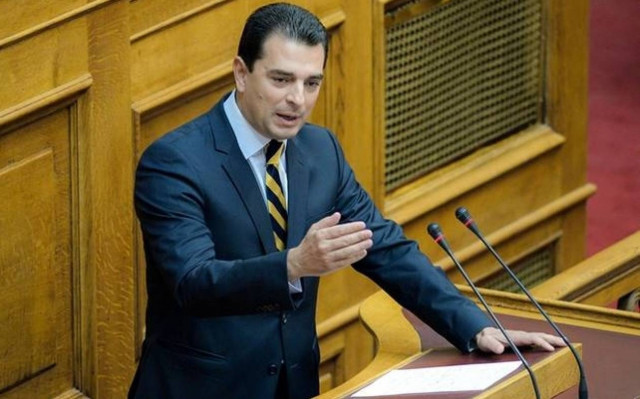 Συνάντηση Σκρέκα με τον γ.γ. του ΟΟΣΑ στο Παρίσι