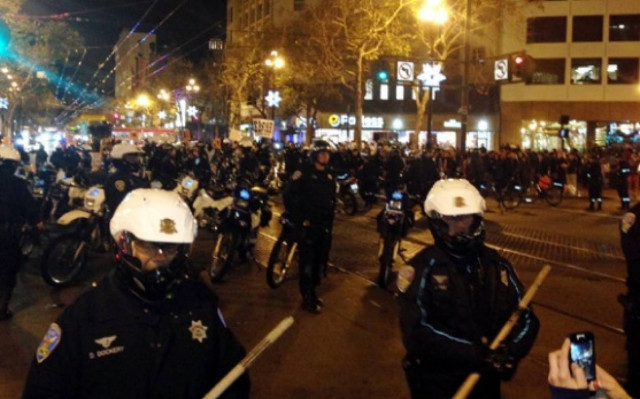 Φέργκιουσον:Κλειστά τα καταστήματα για την «Μαύρη Παρασκευή»