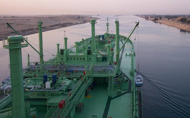 ΟΛΠ: Μείωση τελών κατά 70% στα διερχόμενα πλοία