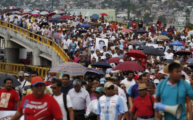 Μεξικό: Πορεία διαμαρτυρίας για τους αγνοούμενους μαθητές