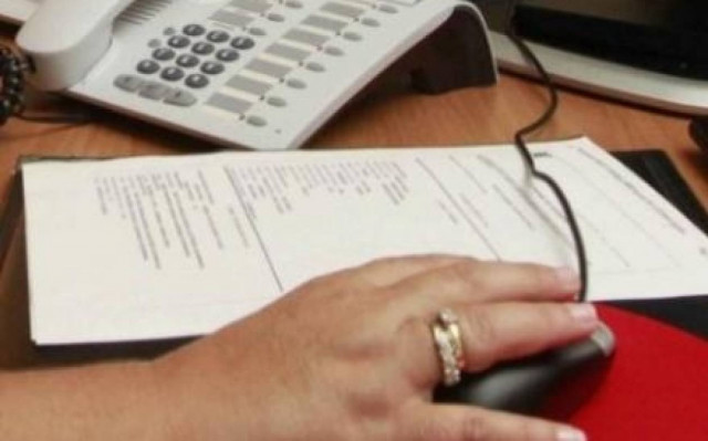 Προσκόμιζαν πλαστά δικαιολογητικά για την παραμονή αλλοδαπών