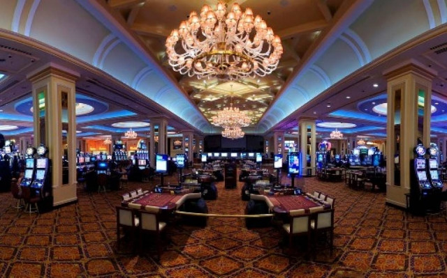 Πώς τα Σκόπια «αρμέγουν» τη Β. Ελλάδα