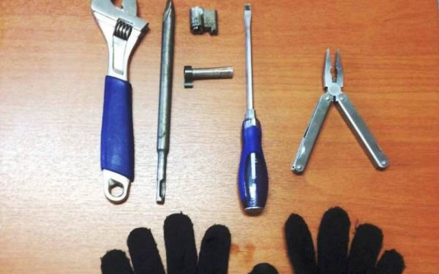 Σύλληψη διαρρήκτη που είχε «σαρώσει» καταστήματα στον Βόλο