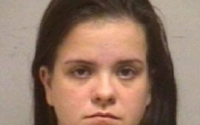 Φρίκη: Γύριζε πορνογραφικές ταινίες με τον 2 ετών γιο της