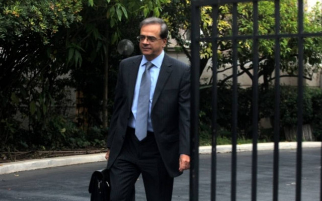 Εν αναμονή της απάντησης της τρόικας ο Χαρδούβελης