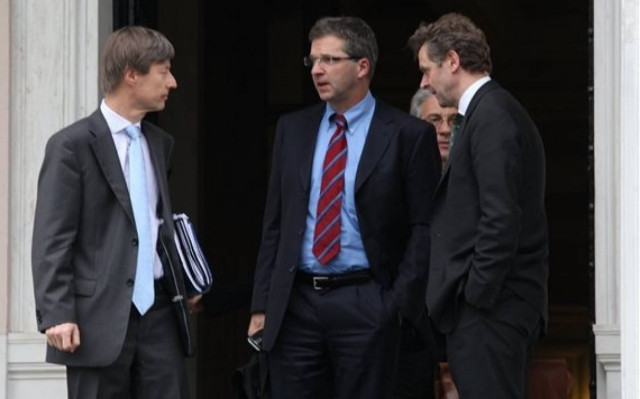 Αυτά είναι τα νέα μέτρα που ζητάει η τρόικα