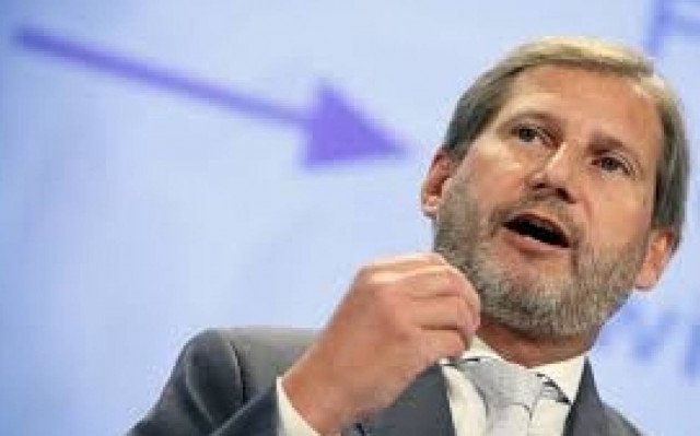 Γιοχάνες Χαν: Θα βοηθήσει την Ελλάδα στο θέμα των Σκοπίων