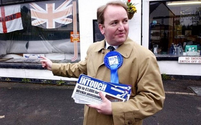 Βρετανία: Βουλευτής του Κάμερον κατηγορείται για βιασμό